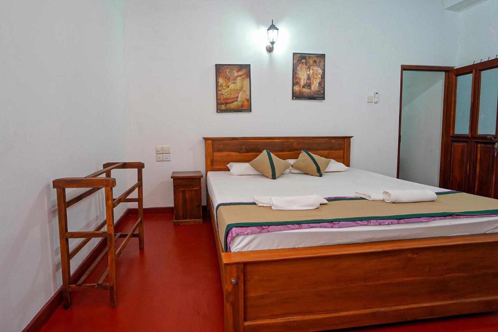 4Ty Two Homestay Galle Exterior photo