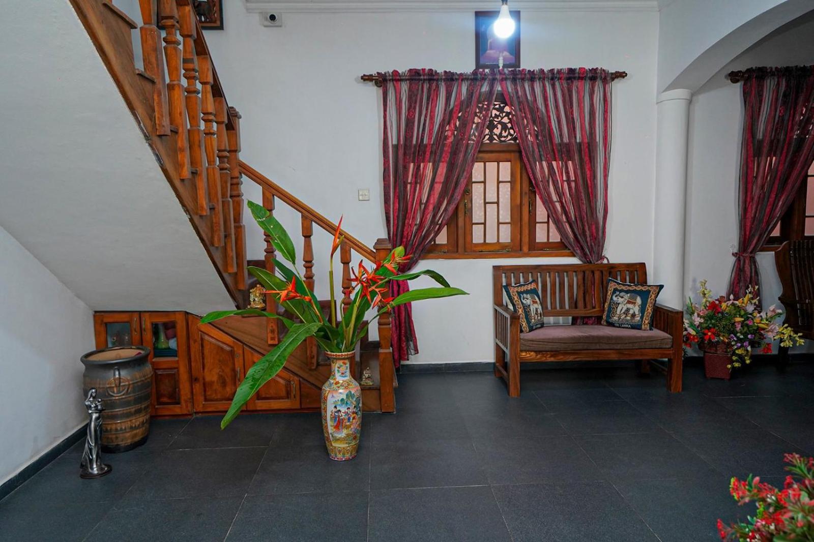 4Ty Two Homestay Galle Exterior photo