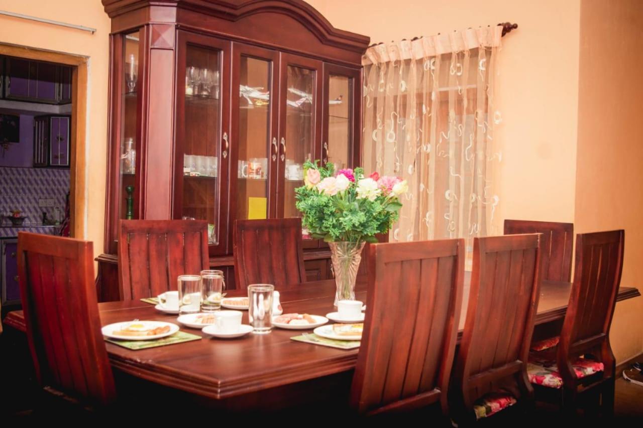 4Ty Two Homestay Galle Exterior photo